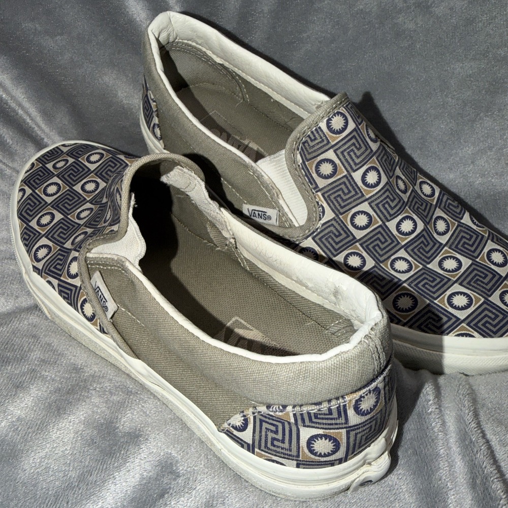 VANS Classic Slip-On Geo Trek Olive Blue Women's 7.5 / Men's 6 Skater Shoes